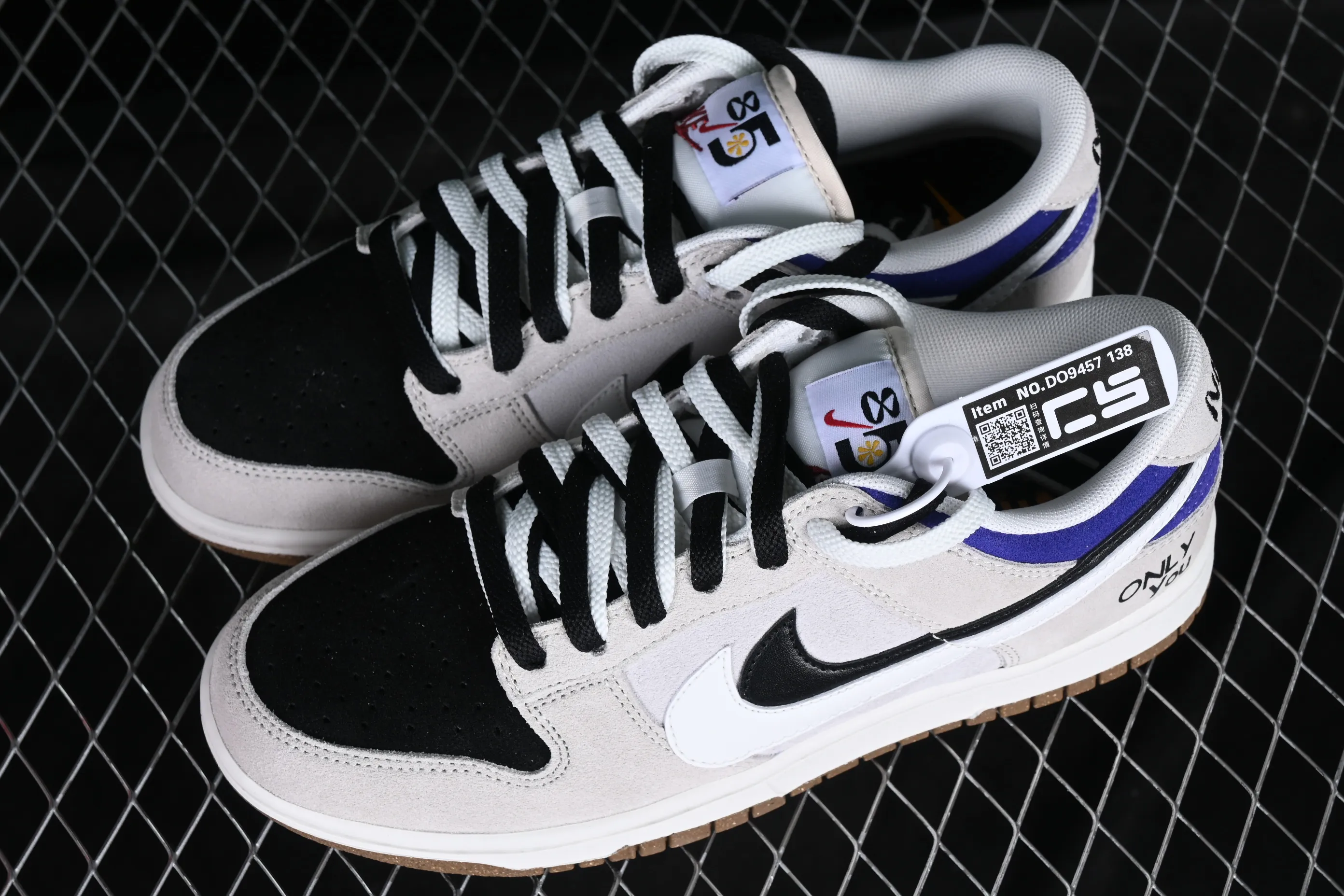 All categories Nk SB Dunk Series Nk SB Dunk Low low-top sneakers Nk SB Dunk Low "85" white and black double hook strap SB low-top sports and leisure sneakers DO9457-138
